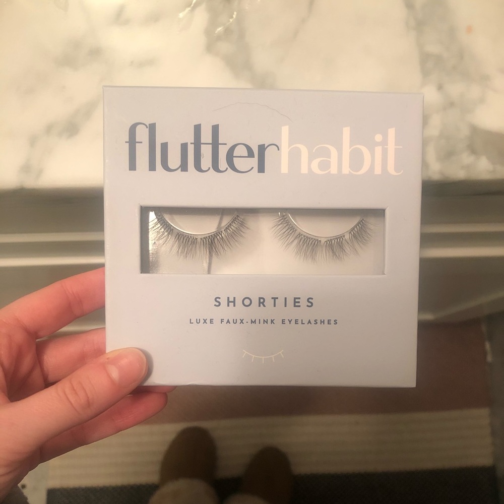 Flutter Habit lashes
